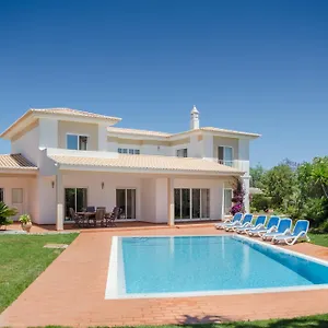 Montanha: Luxury Coastal Retreat With Pool, Near Da Villa